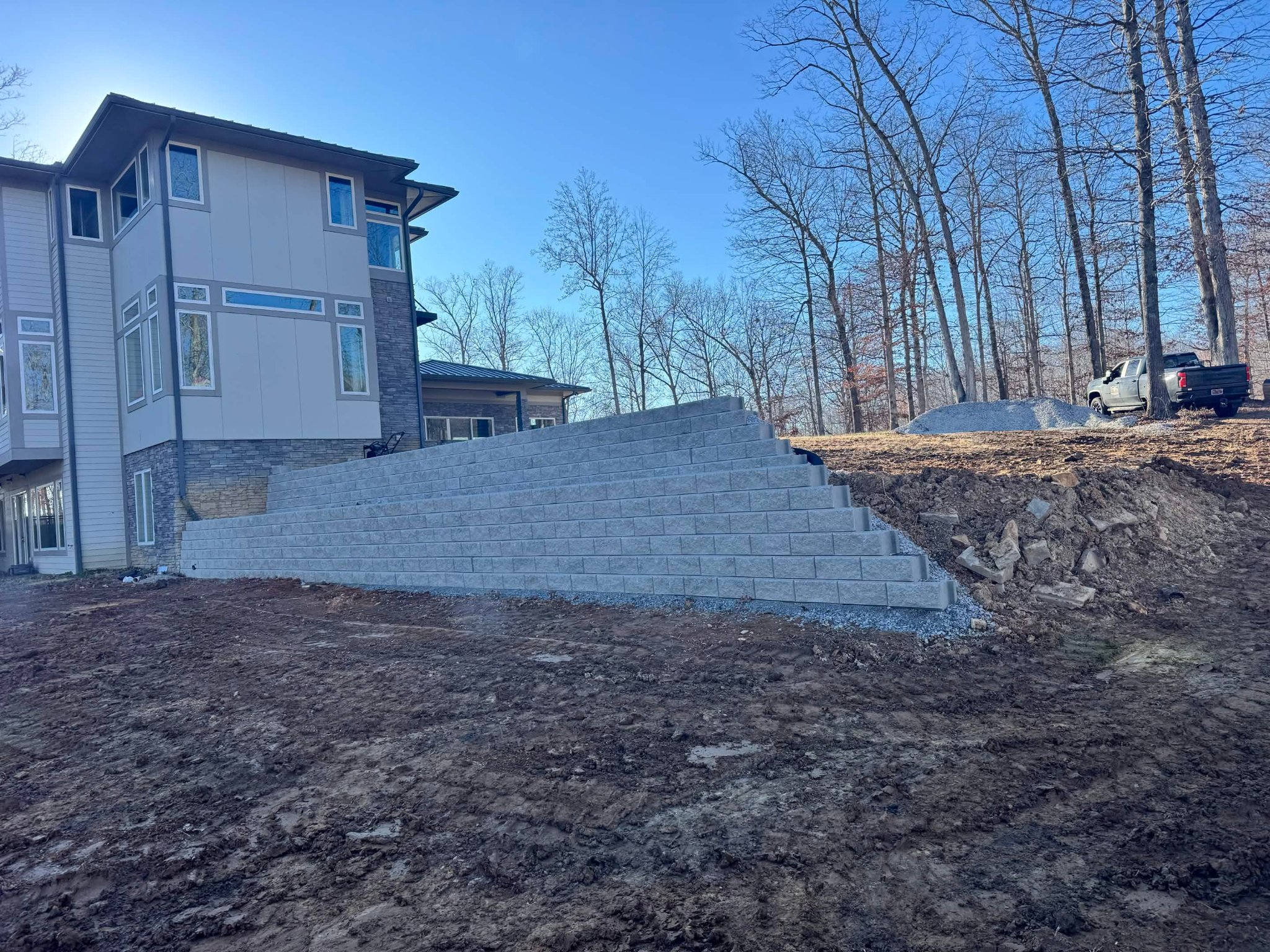 Completed retaining wall project in Clarksville, TN