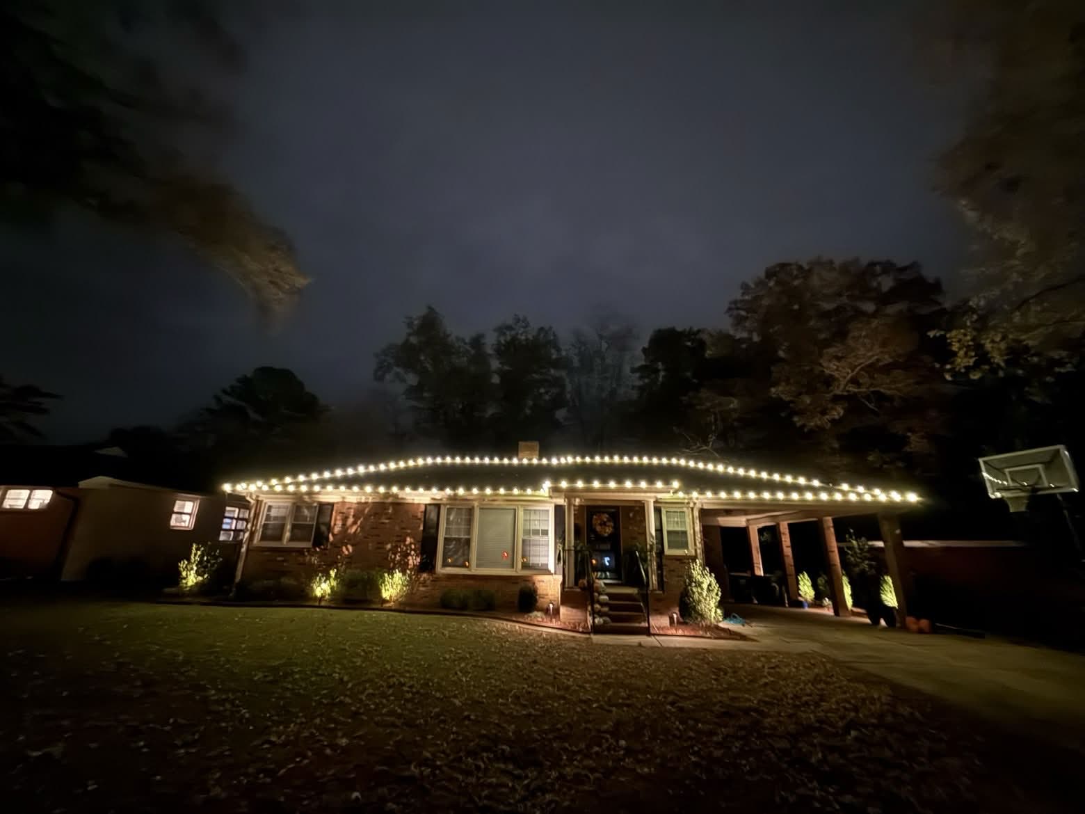 Outdoor landscape lighting installation in Clarksville, TN